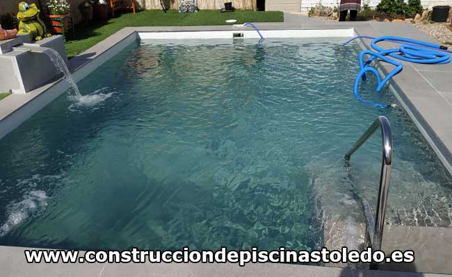 Construccion de Piscinas de Obra Santa Olalla